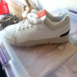 OC White Tennis Shoes